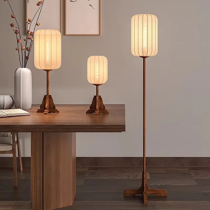 Lampada da Terra in Stile Moderno - Eleganza Vintage per Spazi Raffinati