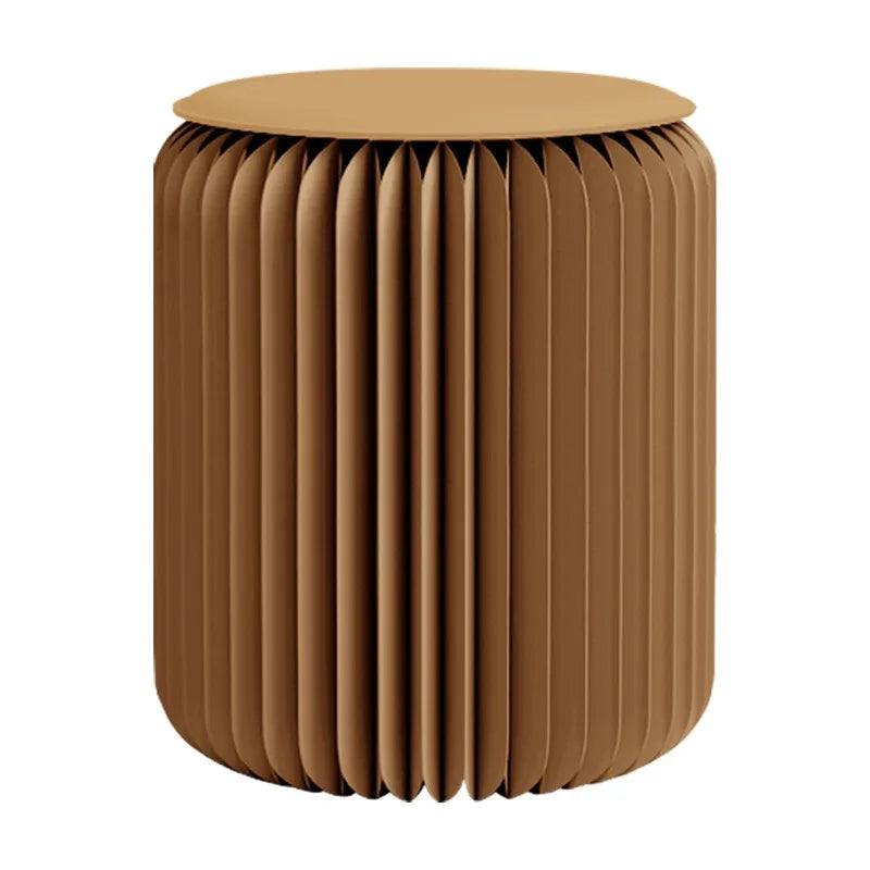 Sgabello Pieghevole MOMO - Eleganza e Funzionalità per Ogni Ambiente