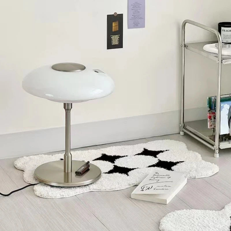 Lampada Bauhaus Danish Luce che parla di eleganza senza tempo