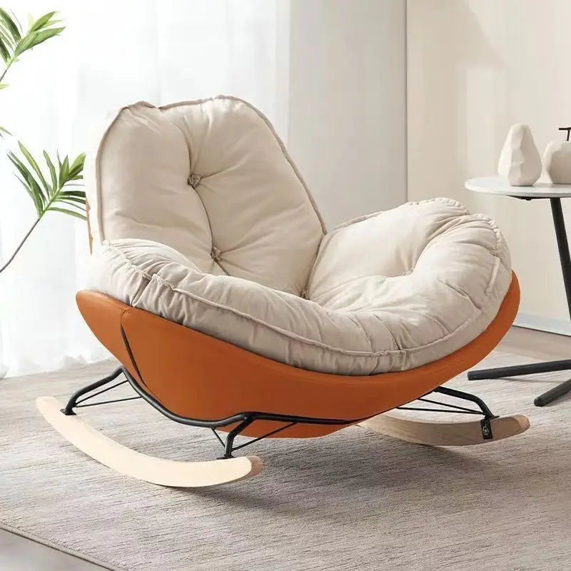 Poltrona a Dondolo Nordic Egg - Eleganza e Comfort per Ogni Ambiente