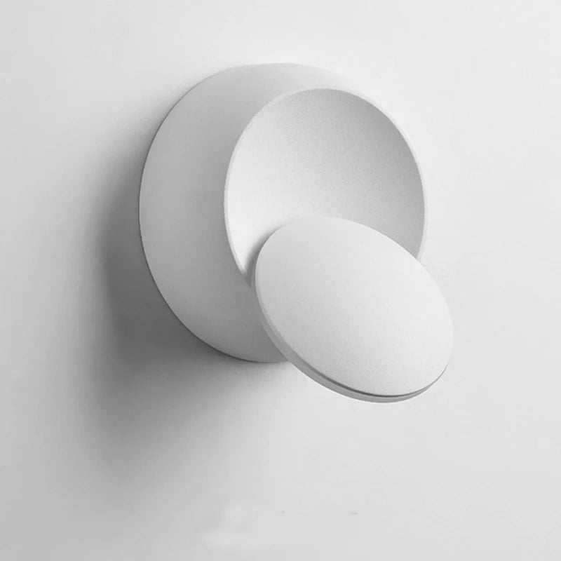 Lampada da Parete LED Girevole - Eleganza e Versatilità per Ogni Ambiente