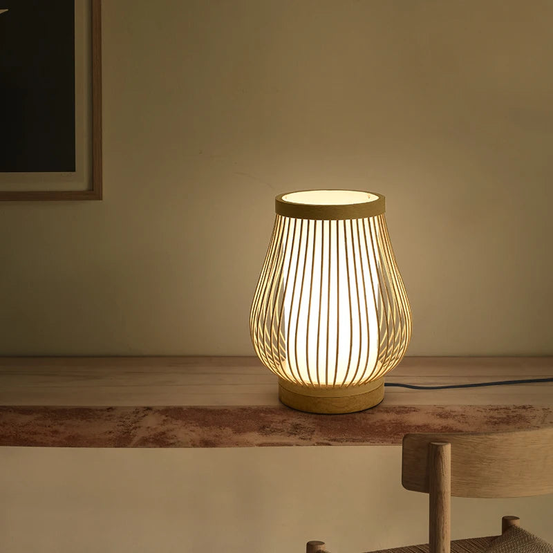 Lampada da Comodino Zen in Bambù - Eleganza e Serenità per Ogni Ambiente