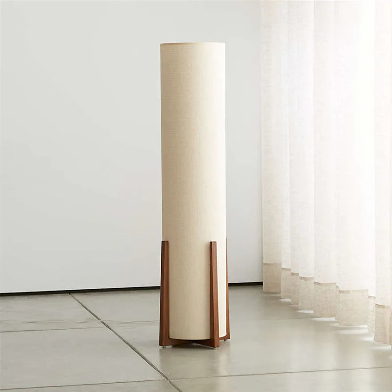 Lampada da Terra Nordica in Tessuto - Eleganza e Funzionalità per Ogni Ambiente
