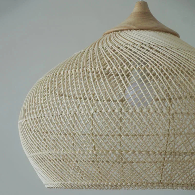Lampada da Soffitto in Bambù e Rattan - Design Artigianale