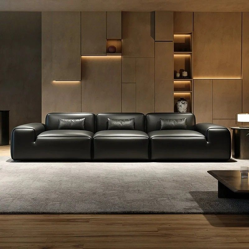 Divano in Pelle Minimalista Italiano - Lusso e Comfort per Ogni Ambiente