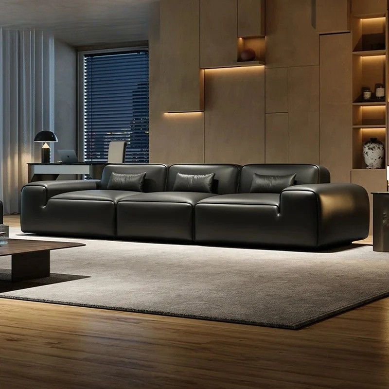 Divano in Pelle Minimalista Italiano - Lusso e Comfort per Ogni Ambiente