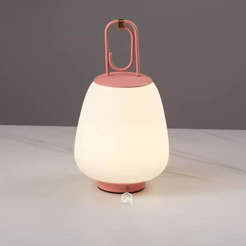 Raffinatezza Moderna con Lampada LUCCA