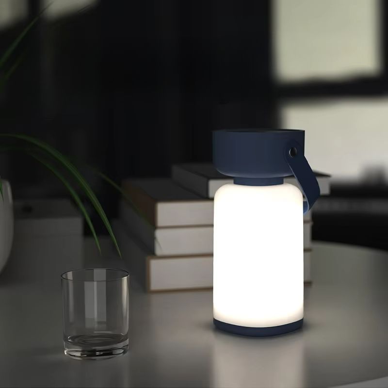Illuminazione Versatile con Lampada LED Portatile