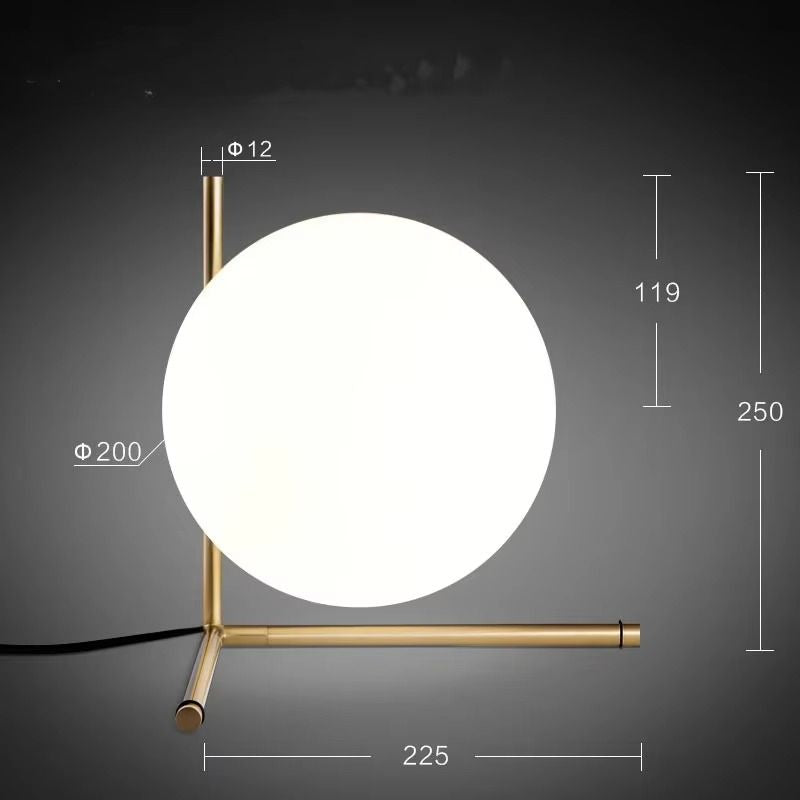 Eleganza Nordica con Lampada da Tavolo Romantica