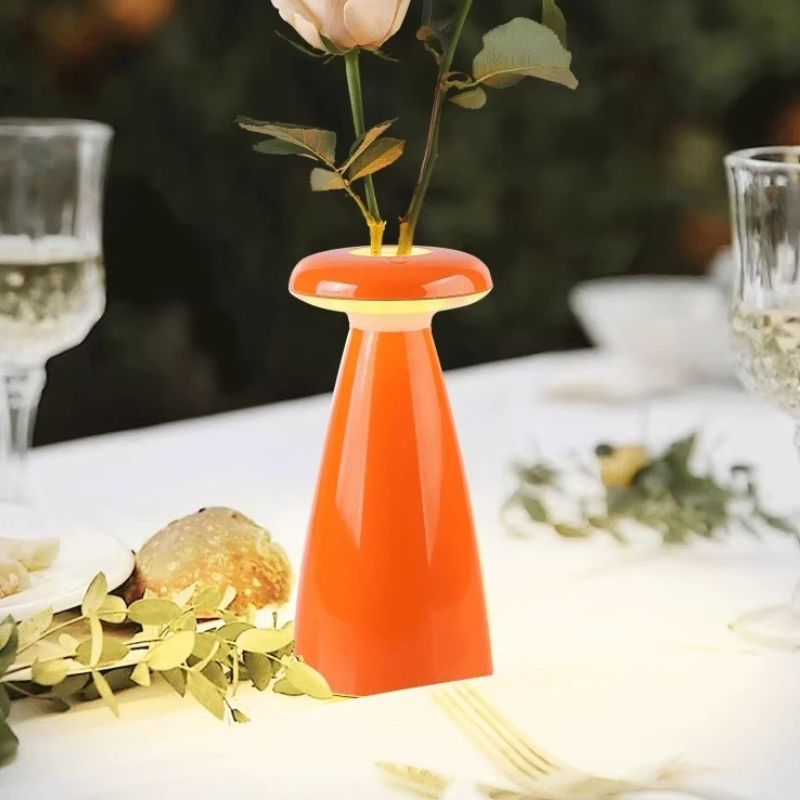 Eleganza Minimalista con Lampada da Tavolo Decorativa