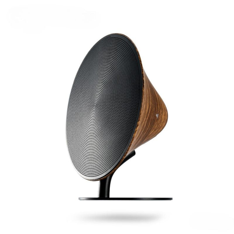 Elegante Subwoofer in Legno - Audio Potente e Design Raffinato