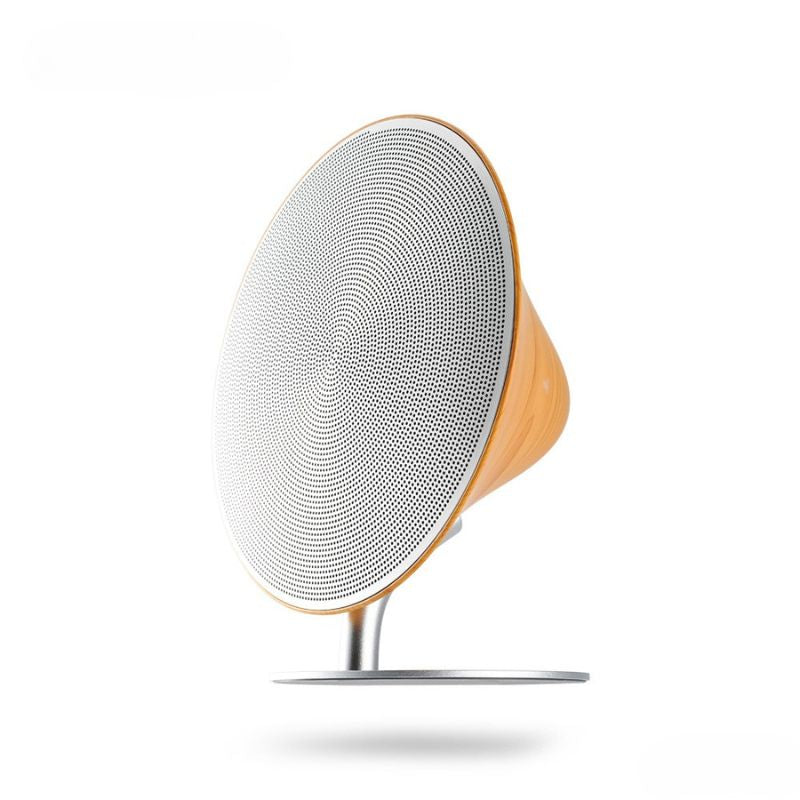 Elegante Subwoofer in Legno - Audio Potente e Design Raffinato