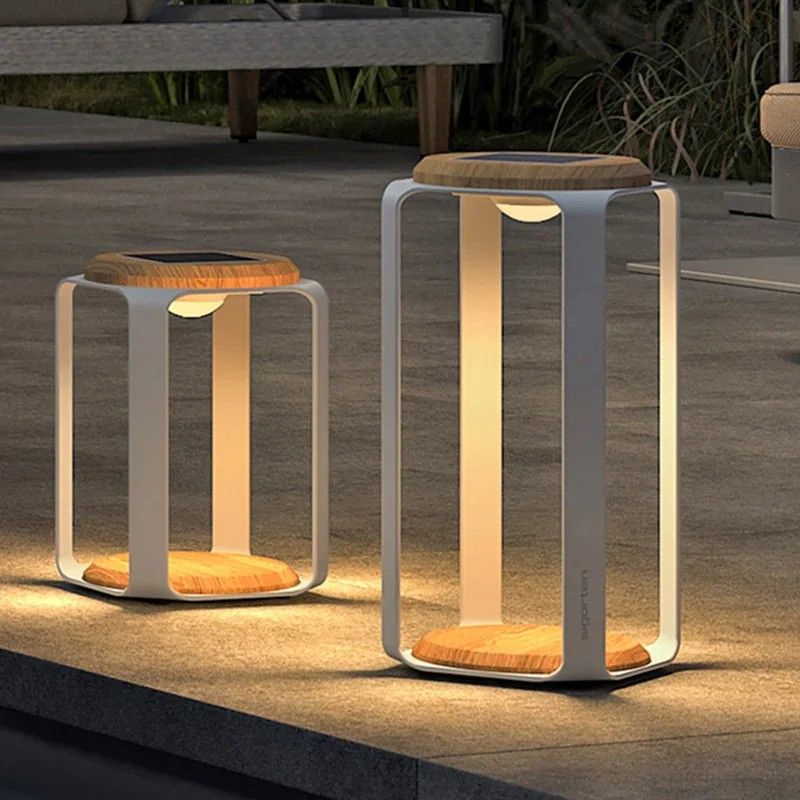 Luce Elegante Nordica - Lampada da Tavolo in Stile Scandinavo