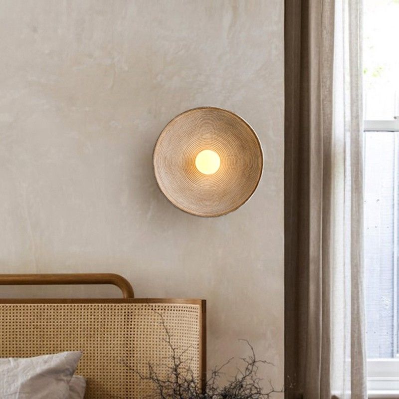 Lampada da Parete per Interni – Design Funzionale e Illuminazione Versatile