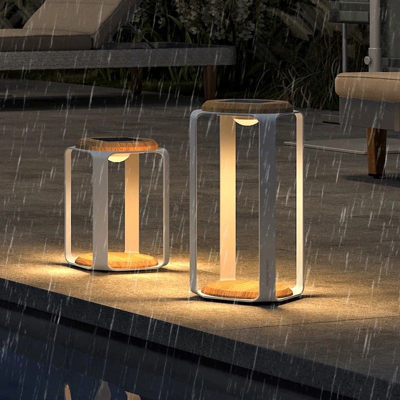 Luce Elegante Nordica - Lampada da Tavolo in Stile Scandinavo
