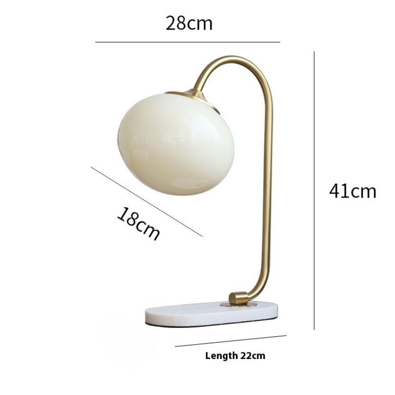 Luce d'Altri Tempi - Lampada da Comodino Stile Medioevale