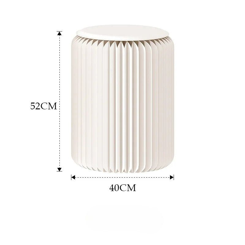 Sgabello Pieghevole MOMO - Eleganza e Funzionalità per Ogni Ambiente