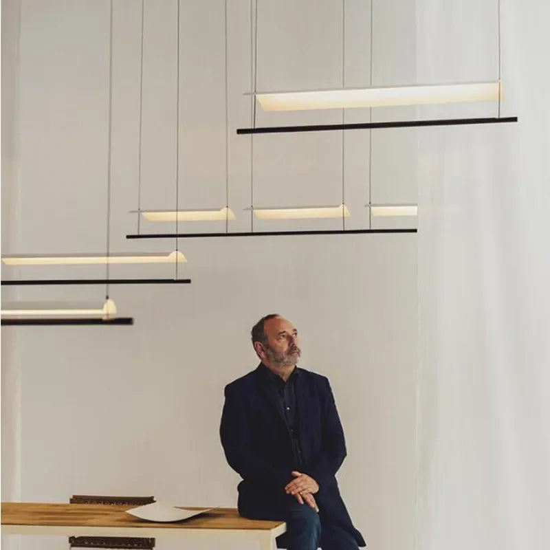 Lampadario Minimalista Scandinavo - Design Lungo e Moderno per Ristoranti e Uffici
