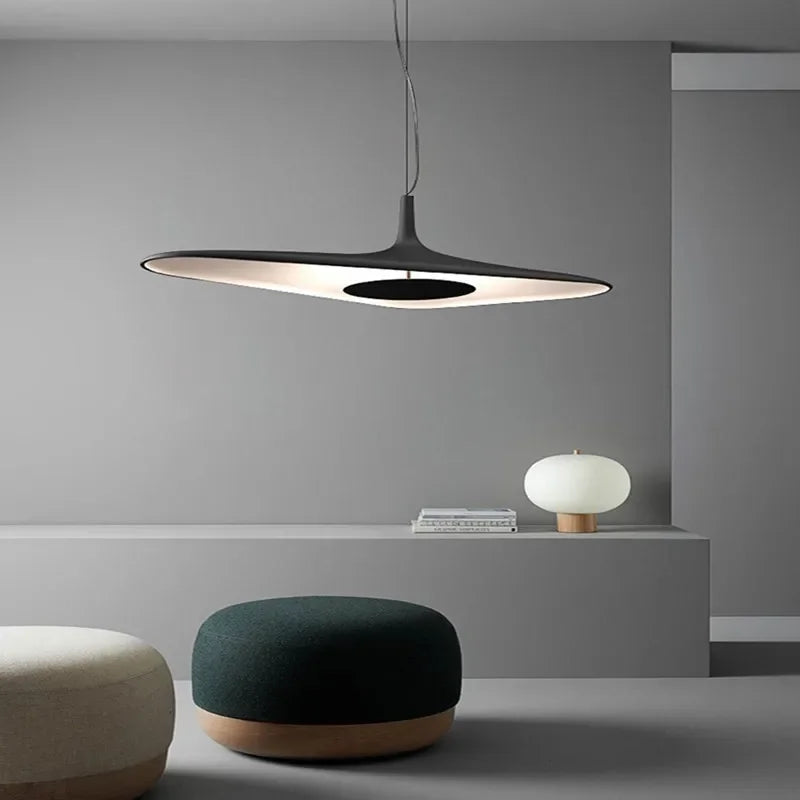 Lampada a Sospensione in Resina Wabi-Sabi – Design Nordico e Luce Variabile