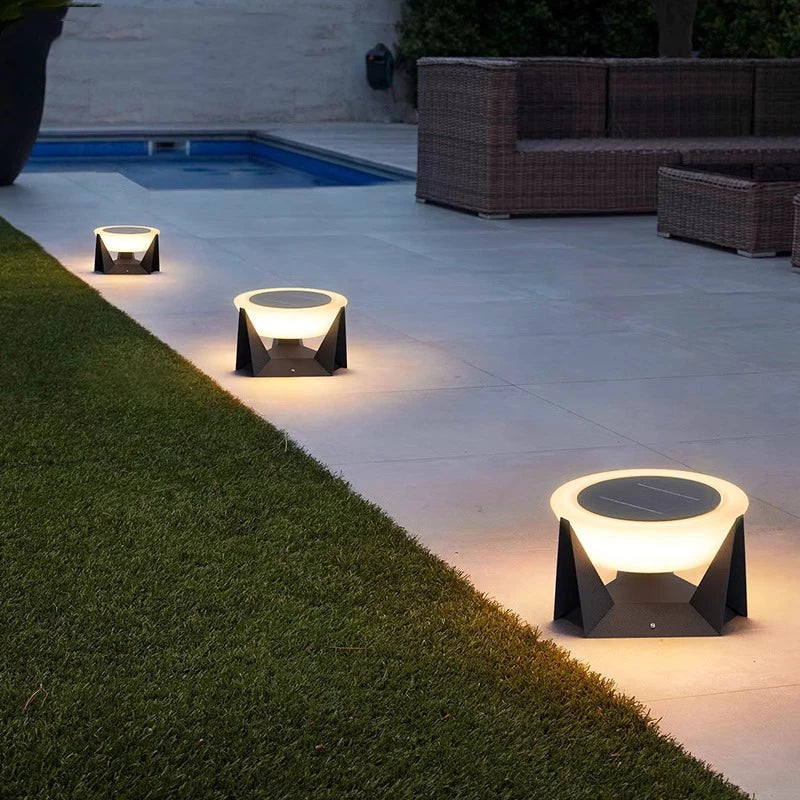 Luci da Giardino Solari a Colonna – Design Moderno e Funzionalità Avanzata