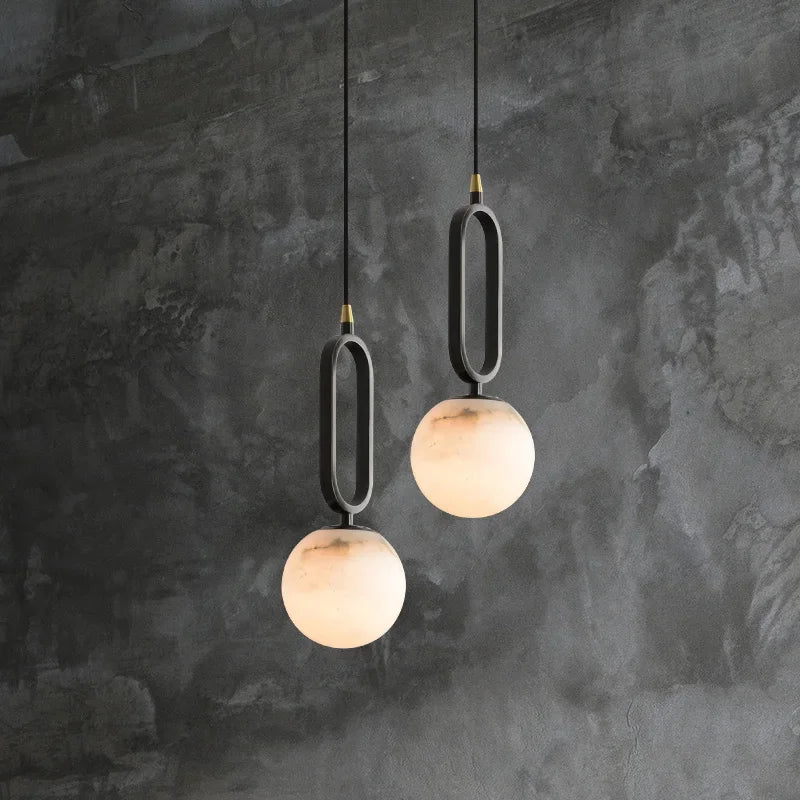 Lampada a Sospensione in Rame e Marmo: Lusso Nordico per la Tua Casa