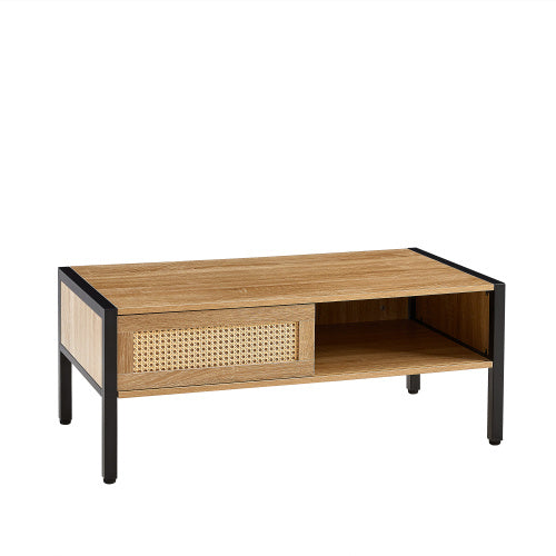 Eleganza Naturale con Tavolino da Caffè in Rattan