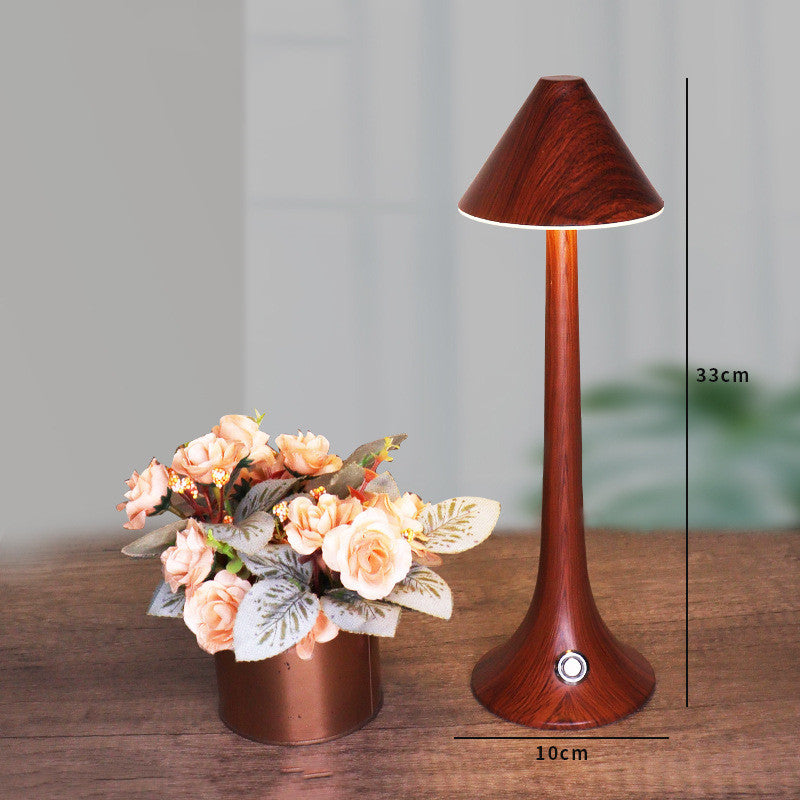 Lampada da Tavolo con Venature Legno - Eleganza e Protezione per gli Occhi