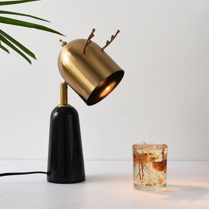 Lampada da comodino con diffusore di fragranza integrato