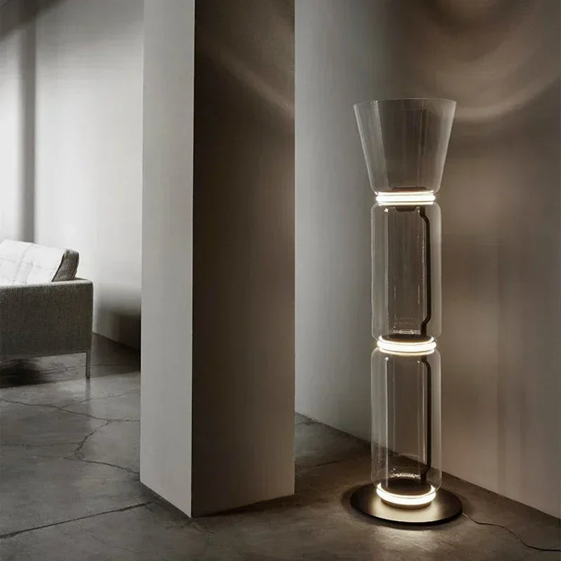 Lampada da Terra in Vetro di Design Italiano – Eleganza senza Tempo per la Tua Casa