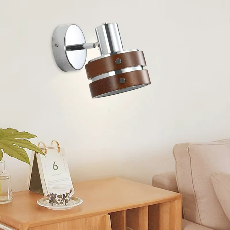 Lampada da Parete in Argento Elettrolitico - Eleganza e Stile Nordico per Ogni Ambiente