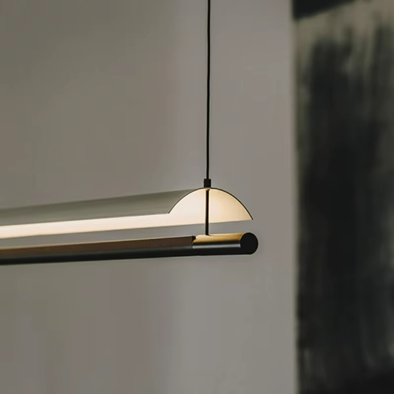 Lampadario Minimalista Scandinavo - Design Lungo e Moderno per Ristoranti e Uffici