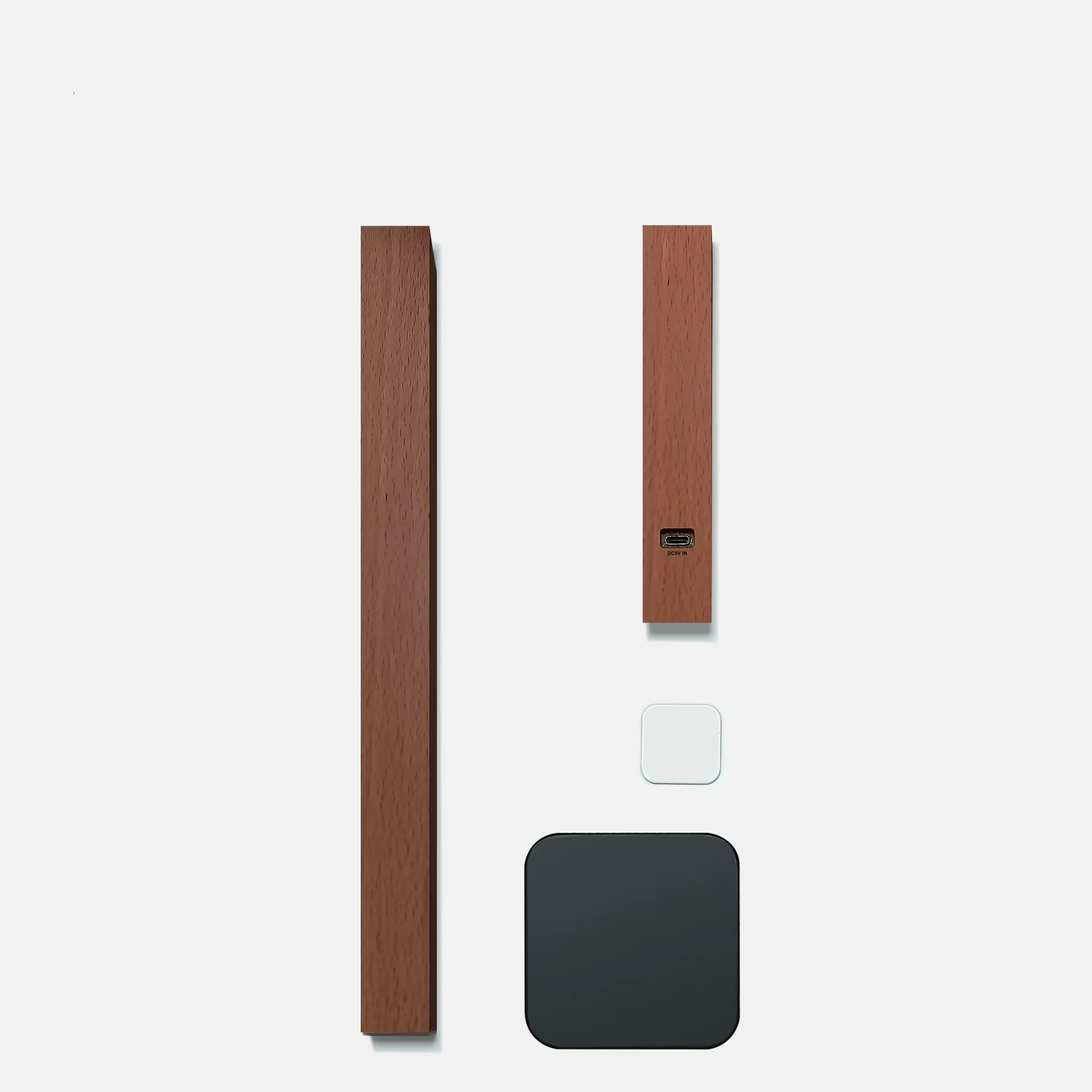 Illuminazione Versatile con Lampada da Parete Rotante in Legno