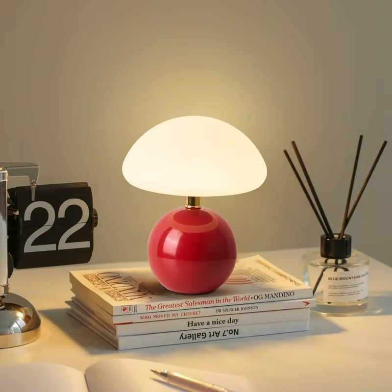 Lampada da Tavolo a Fungo - Stile Moderno e Calore Accogliente