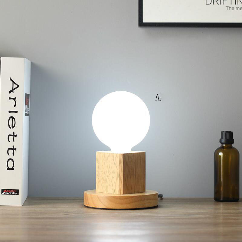 Elegante lampada LED in stile minimalista con base in bambù